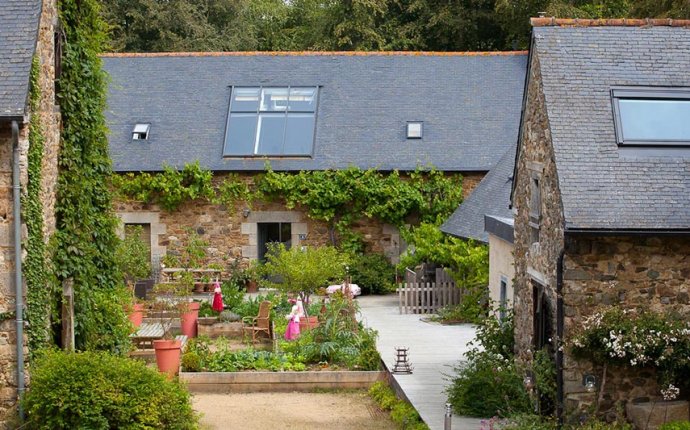 Bed and Breakfast in Brittany, France | La maison des Lamour