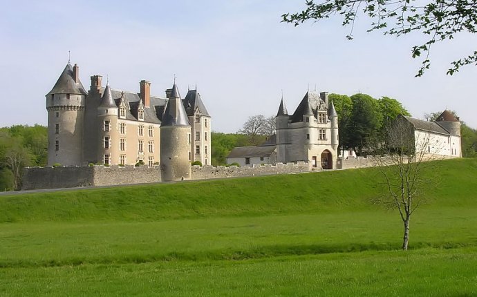 Chateau Bed And Breakfast Loire Valley France - Boisholz