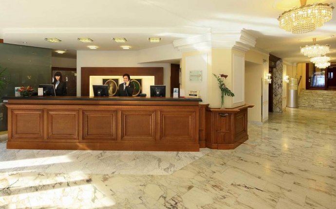 Hotel de France: 2017 Room Prices, Deals & Reviews | Expedia