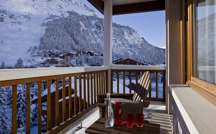 Hotel Ormelune (Alpes du Nord, France) | Expedia